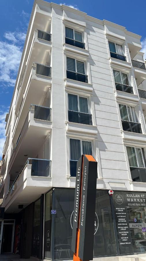 Premium Life Apartment Мерсин Екстериор снимка